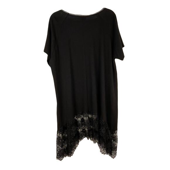 Torrid Black Top With Lace Detail Size 3 EUC - Picture 2 of 5